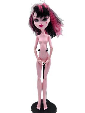 Monster High Draculaura Scaris City Of Frights 2008 Mattel Read